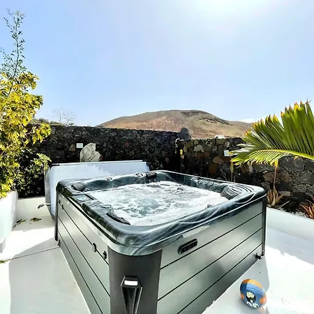 Suite Deluxe 8/Bb Con Wifi, Jardin, Junto A Piscina Apartment *