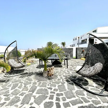 Suite Deluxe 8/Bb Con Wifi, Jardin, Junto A Piscina * Tinajo