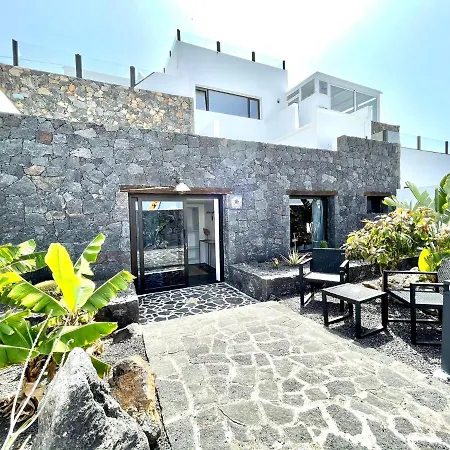 Suite Deluxe 8/Bb Con Wifi, Jardin, Junto A Piscina Apartment Tinajo