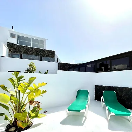 Apartment Suite Deluxe 8/Bb Con Wifi, Jardin, Junto A Piscina